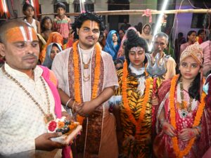 shiv puran katha vachak gujarati आचार्य शिवम् मिश्र महाराज